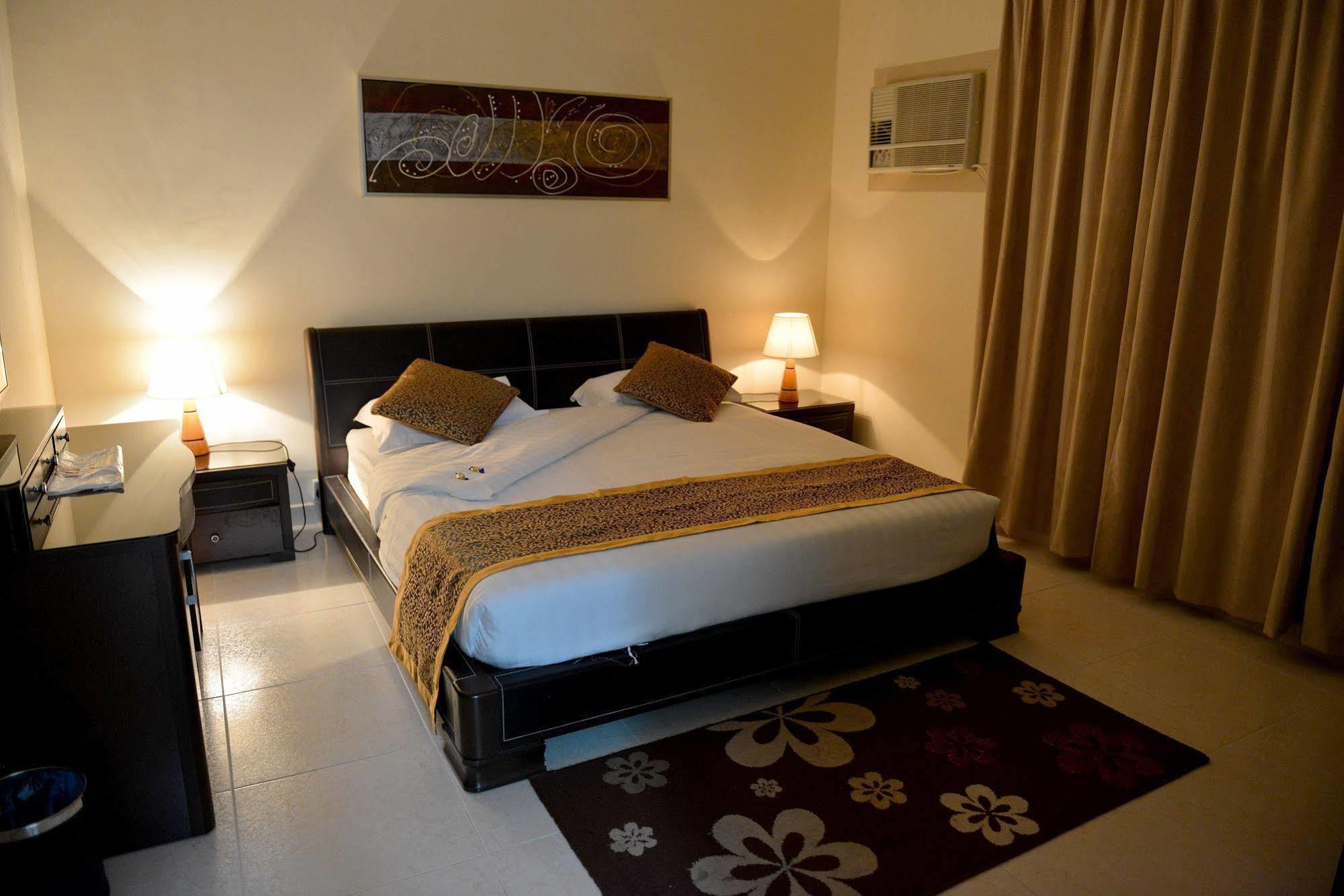 Al Mawasem Al Arbaa Aparthotel Al Al Jubail Exterior foto